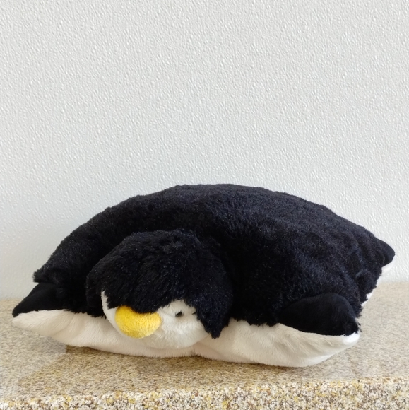 Penguin My Pillow Pet Black / White Pillow Pet Pee-wees Plush Preowned - Picture 2 of 14